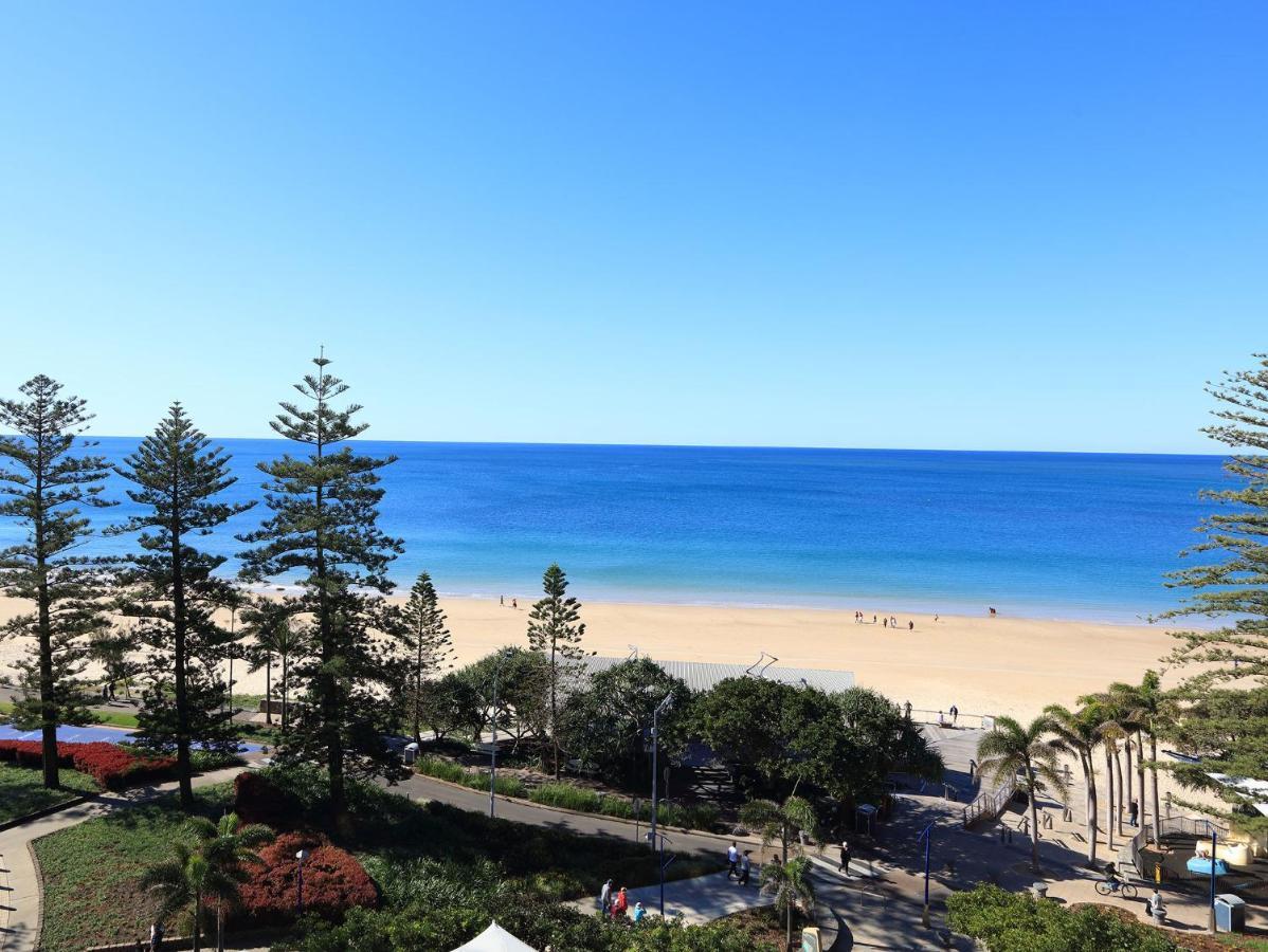 Peninsular Beachfront Resort Mooloolaba Eksteriør billede
